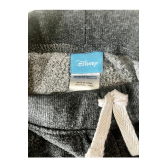 Boys Disney Gray Sweatpants. Size 2T - Picture 4 of 5